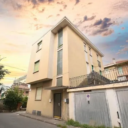 Apartment La Casa Di Mayte Alessandria